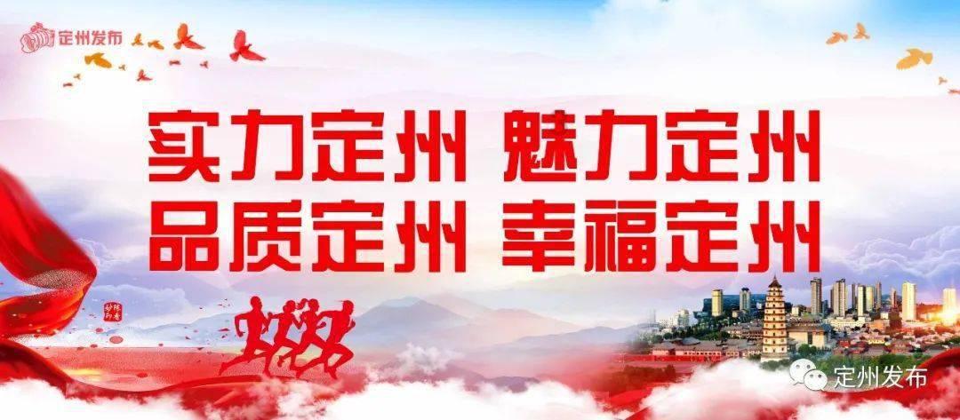 男生问女生给他打多少分？游戏画面